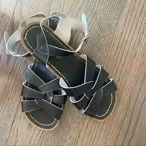 Black Saltwater Sandals